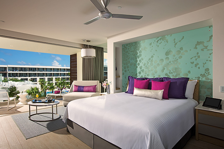 BRERC_Allure_Jr_Suite_TropicalView_1A