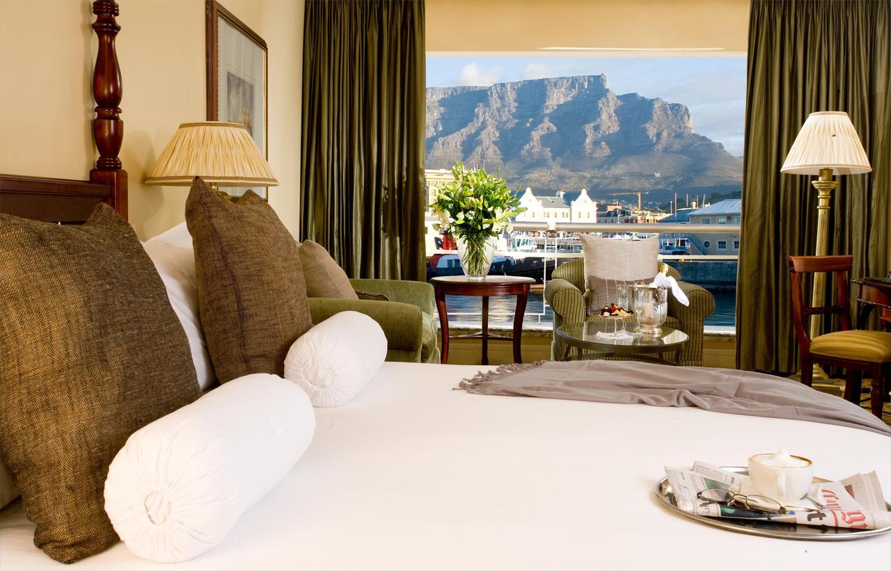 the-table-bay-hotel_15373917464